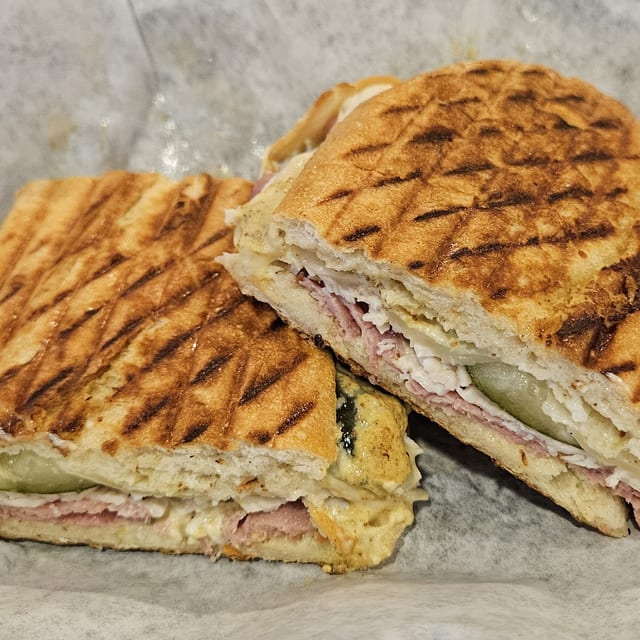Mo Bano Sandwich Special.