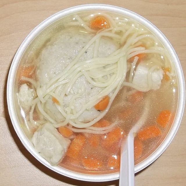 Quart of Chicken Noodle Soup - Catering.